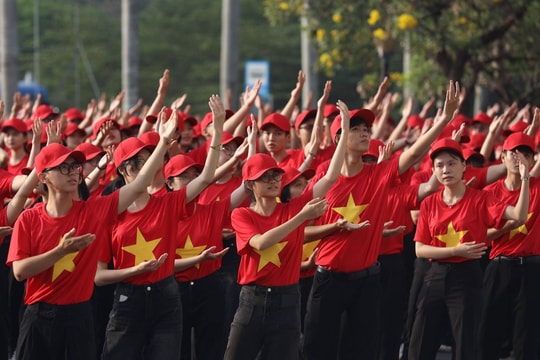 Âm nhạc lệch chuẩn - Bài cuối: Trách nhiệm gác cổng của người nghệ sĩ