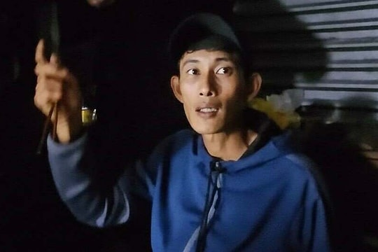 Những tài xế đầu tiên cứu nạn xe khách ở đèo Khánh Lê