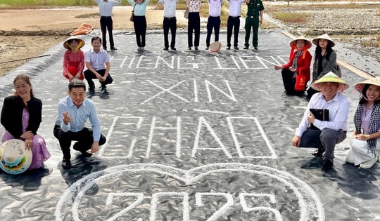 Nghề muối - điểm nhấn độc đáo, tạo bản sắc riêng cho du lịch Thiềng Liềng