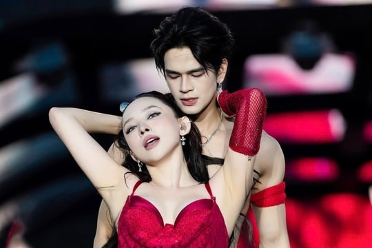 Tóc Tiên táo bạo