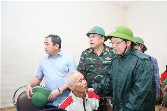 Hành động nhanh nhất, quyết liệt nhất để ứng phó với mưa lũ