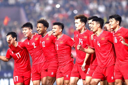 Đội tuyển Việt Nam tăng 1 bậc trên bảng xếp hạng FIFA tháng 11
