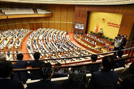 Chủ tịch Quốc hội Hàn Quốc tham quan Nhà Quốc hội