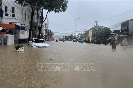 Ứng phó lũ đặc biệt lớn tại Khánh Hòa, Đắk Lắk và Gia Lai