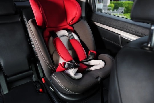 'Tư duy đối phó từ mũ bảo hiểm tới ghế trẻ em'