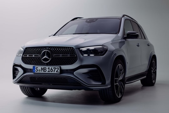 Mercedes Việt Nam lần đầu bán xe hybrid sạc ngoài