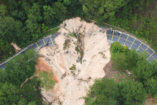 Hiện trạng đèo Mimosa bị xé toạc, chia cắt giao thông