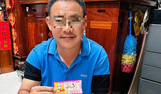 Xổ số miền Nam: 2 người đàn ông trúng đặc biệt ngay Ngày Quốc tế Nam giới