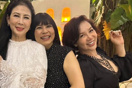 Diễm Hương hội ngộ Mộng Vân sau 30 năm