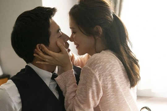 Chứng kiến cảnh này, tôi không dám “thân mật” với vợ suốt hai năm
