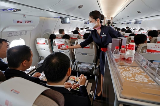 Hàng không Trung Quốc chật vật