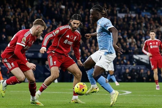 Carragher: 'Liverpool có thể mất suất dự Champions League'