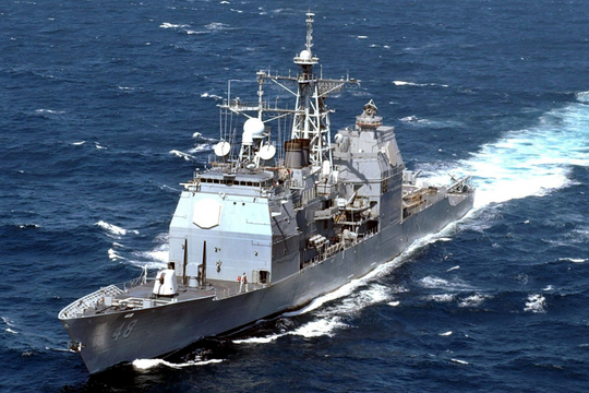 Lỗi nhập dữ liệu khiến tàu chiến tỷ đô của Mỹ tê liệt năm 1997