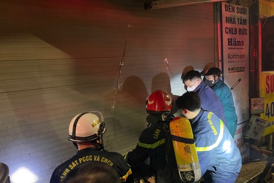 12 người thoát nạn trong hai vụ cháy ở Hà Nội