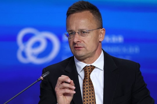 Hungary đề nghị EU ngừng chuyển tiền cho Ukraine