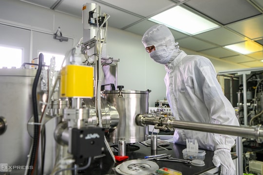 Đề xuất cấp học bổng toàn phần cho người học tiến sĩ