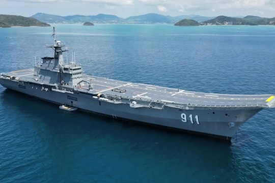 Thái Lan muốn cải tạo soái hạm thành tàu sân bay drone