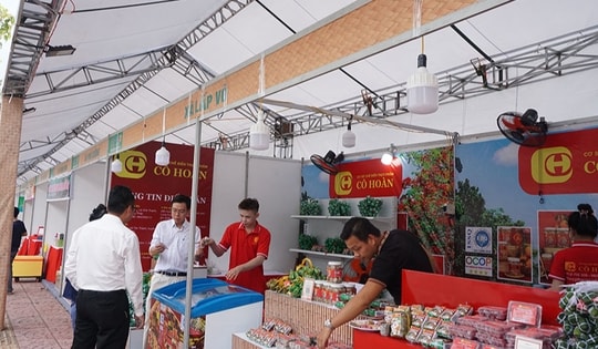 Đồng Tháp: Livestream bán sản phẩm OCOP và kết nối thị trường tiêu thụ