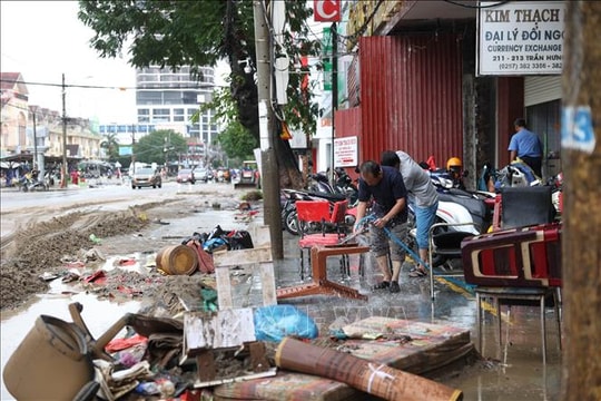 Đắk Lắk: Nỗ lực tiếp tế lương thực thiết yếu cho người dân​