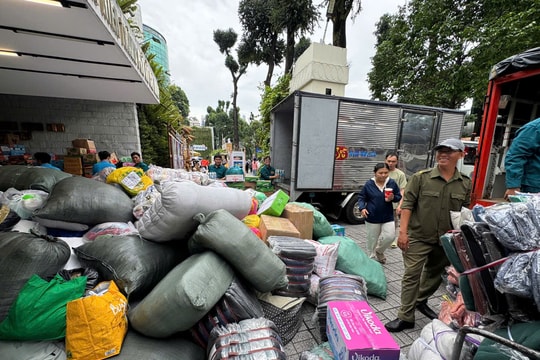 TP Hồ Chí Minh mở thêm các điểm tiếp nhận cứu trợ khẩn cấp hỗ trợ đồng bào miền Trung