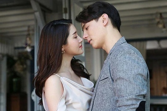 Tôi "chạy mất dép" khi bạn gái luôn gọi bàn ăn hai triệu đồng rồi... vứt đi