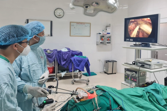 5 biểu hiện sớm của ung thư tuyến giáp