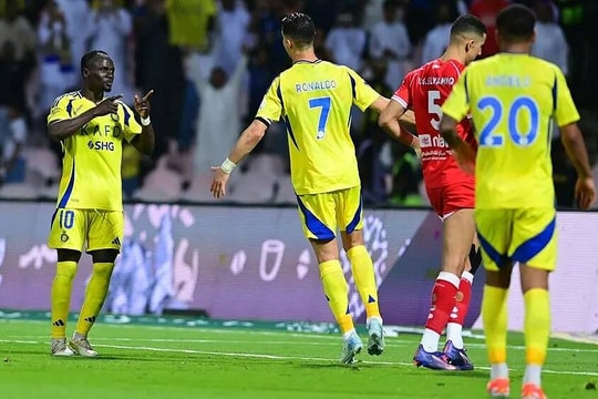 Mane: 'Ronaldo là hình mẫu cho mọi cầu thủ học tập'