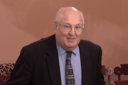 Thẩm phán Mỹ giam hai bé trai vì không chịu thăm cha