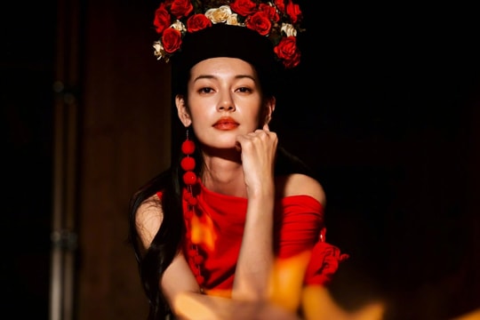 Phó chủ tịch Huawei khoe ảnh chụp từ điện thoại chưa ra mắt