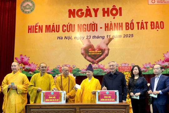 Ngày hội ‘Hiến máu cứu người - Hành Bồ Tát đạo’, hướng đến đồng bào miền Trung