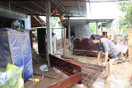 Đắk Lắk bước vào giai đoạn 'nước lũ rút đến đâu, khắc phục đến đó'