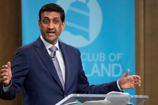 Nghị sĩ thúc đẩy cuộc bỏ phiếu 'xé nát MAGA'