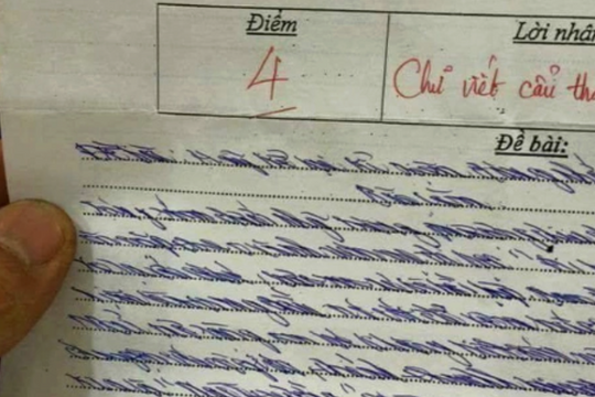 Con tôi bất ổn vì viết chữ xấu như 'gà bới'