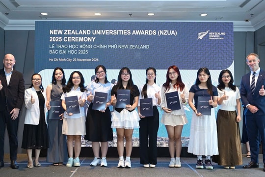 8 học sinh đầu tiên giành học bổng toàn phần chính phủ New Zealand hệ đại học