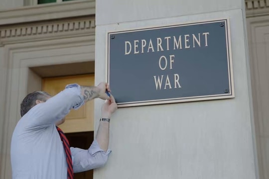 Mỹ tốn hàng tỷ USD chỉ vì đổi tên Bộ Quốc phòng thành Bộ Chiến tranh