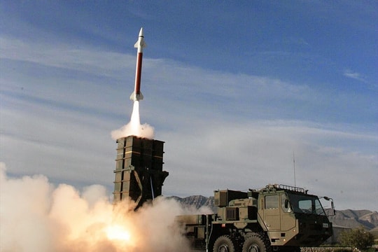 Nhật Bản sẽ triển khai tên lửa tới đảo gần Đài Loan