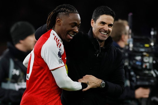 Arsenal vùi dập Tottenham, củng cố ngôi đầu bảng xếp hạng Ngoại Hạng Anh