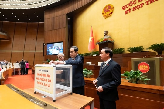Quốc hội phát động ủng hộ đồng bào khắc phục hậu quả thiên tai, bão lũ