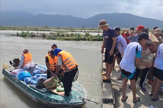 Nhiều thôn, khu dân cư ở Đắk Lắk vẫn còn bị cô lập, ngập nước