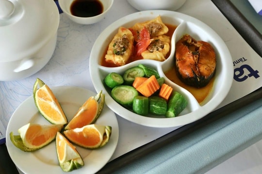 Trẻ ăn gì tăng đề kháng khi giao mùa?