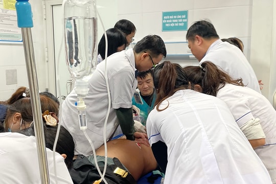 Người đàn ông ngừng tim khi đang nói chuyện với bác sĩ