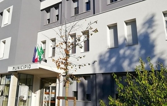 Con trai giấu thi thể, đóng giả mẹ để gian lận lương hưu