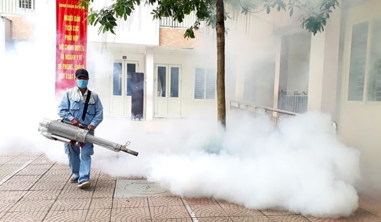 Dịch truyền nhiễm diễn biến phức tạp, Hà Nội cảnh giác nguy cơ bùng phát trở lại