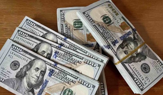 Tỉ giá USD, lãi suất hôm nay 24/11: Tỉ giá tăng vọt, DXY giữ nguyên mốc trên 100 điểm