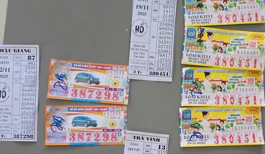 Đại lý vé số hé lộ việc người trúng đặc biệt được gia đình "hộ tống" đi đổi thưởng