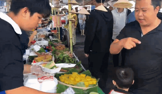 CLIP: Lễ hội Bánh dân gian Nam Bộ đông nghẹt thực khách