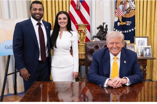 Giám đốc FBI cử lực lượng phản ứng nhanh bảo vệ bạn gái