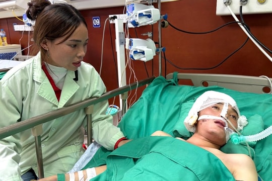 Nam công nhân mồ côi cha, nguy kịch khi mưu sinh gồng gánh mẹ già, con thơ