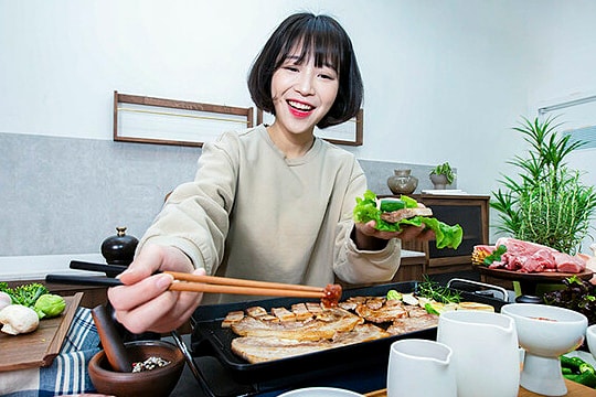 'Thánh ăn' Hàn Quốc tốn 180 triệu đồng mỗi tháng cho thực phẩm