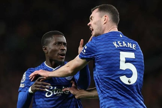 HLV Moyes: 'Tôi thích các cầu thủ đánh nhau'